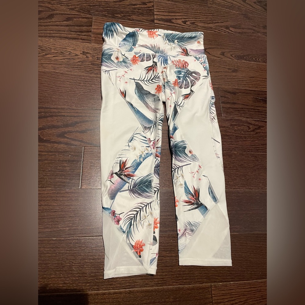 Gap Fit Eclipse Cropped Leggings